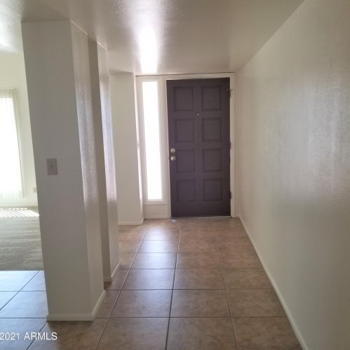 10439 44th Ct, Phoenix AZ  85044-1138 exterior