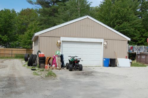 108 Oxford Rd, Otisfield, ME 04270-2926