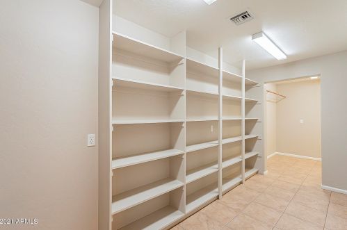 3009 Anderson Dr, Phoenix AZ 85053-1812 exterior