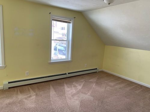 16 Presbrey Ave, Taunton MA 02780-3115 exterior