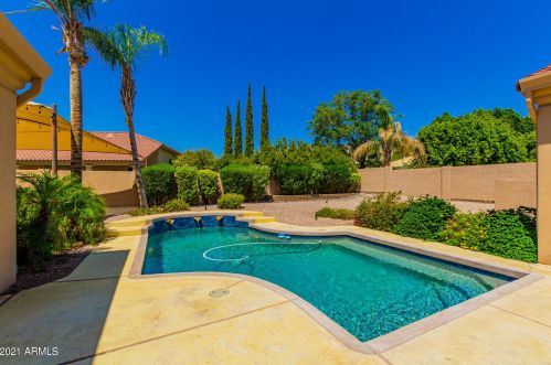 13802 33 St, Phoenix AZ 85032-7265 exterior