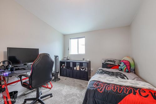 2335 28th St, Phoenix AZ  85008-2001 exterior