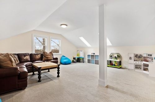 47 Goddard St, Newton MA 02461-1918 exterior