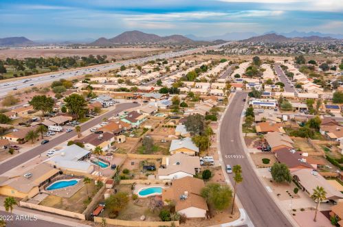 414 Behrend Dr, Phoenix AZ 85050-3992 exterior