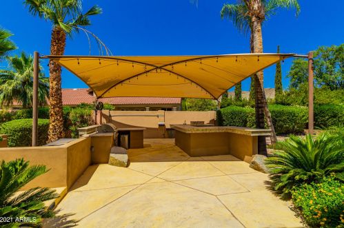 13802 33 St, Phoenix AZ 85032-7265 exterior