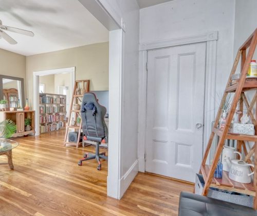 10 Parker St, Everett, MA 02149-2905