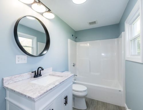 54 Aldrich Rd, East Bridgewater MA 02324-1331 exterior