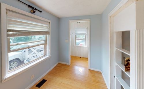 390 Bridle Path, Worcester MA  01604-1353 exterior