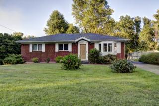 6619 Scenic Trl, Louisville, KY 40272-4731