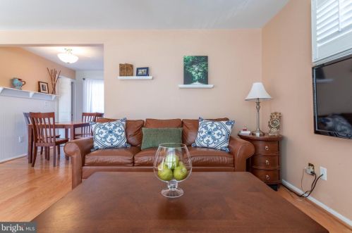 166 Frd Ave, West Deptford NJ 08096-5034 exterior