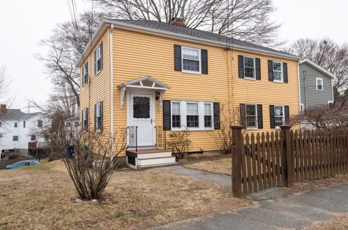 49 Gardner St, Arlington, MA 02474-3827