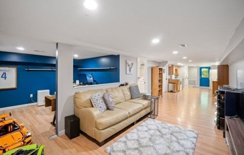 181 Floral St, Shrewsbury MA  01545-3246 exterior