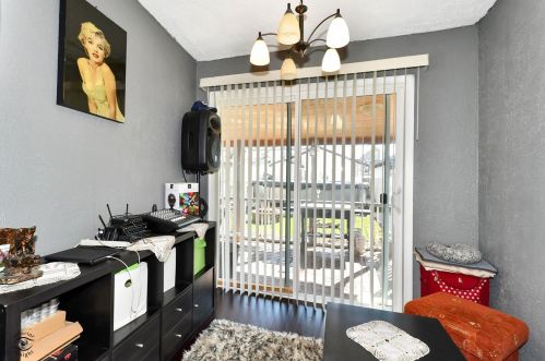 1319 Home Ave, Forest View IL 60402-1239 exterior