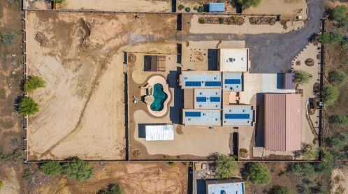 43928 20th St, Phoenix, AZ 85087-0946