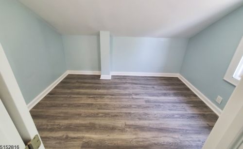 18 Clinton St, Belleville NJ  07109-2414 exterior