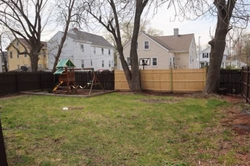 3 Bow St, Taunton MA 02780-4225 exterior