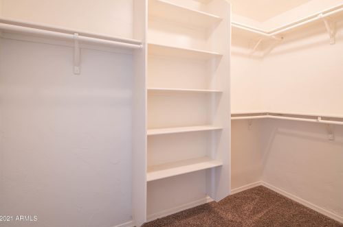 1724 Clarendon Ave, Phoenix AZ 85033-4121 exterior