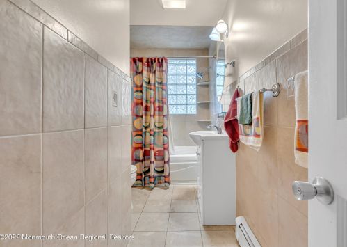 1326 Locust Dr, Tinton Falls NJ 07712-4911 exterior