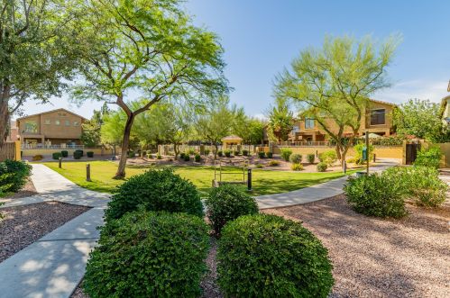 2150 Bell Rd, Phoenix AZ  85022-2940 exterior