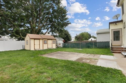 44 Florence St, Everett MA 02149-4841 exterior