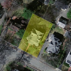 29 Berwick Rd, Newton MA  02459-2122 aerial view