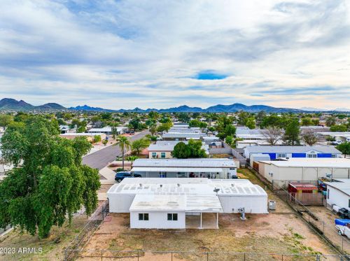 18228 1st Pl, Phoenix, AZ 85022-1053