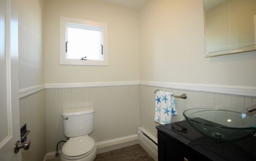 10 8th Ave, Wareham MA  02571-1302 exterior