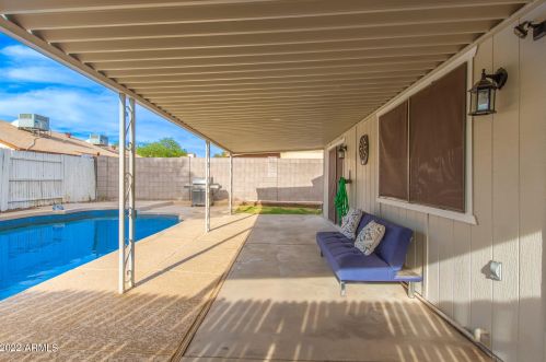 3010 Blackhawk Dr, Phoenix AZ  85050-4706 exterior