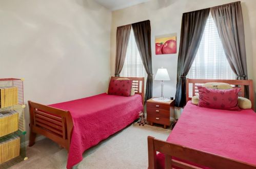 418 Conchola Ln, Richmond TX 77469-1823 exterior