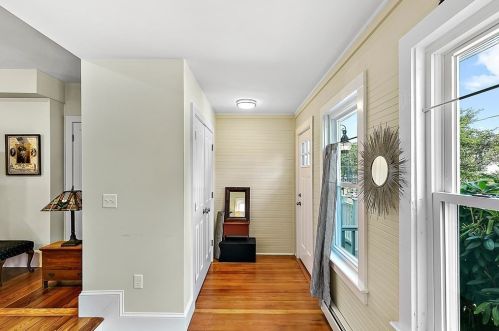 280 Court St, Plymouth MA 02360-4362 exterior