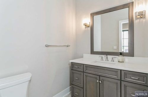 158 Magnolia Ave, Tenafly NJ  07670-1828 exterior