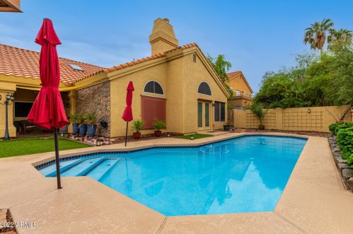 16202 33 Pl, Phoenix AZ 85032-3110 exterior