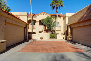 6120 28th St, Phoenix AZ  85016-2164 exterior