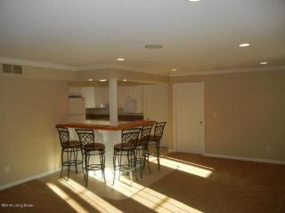 7906 Kendrick Crossing Ln, Louisville KY  40291-5046 exterior