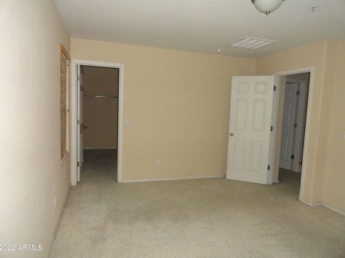 2954 Dunbar Dr, Phoenix AZ 85041-6112 exterior