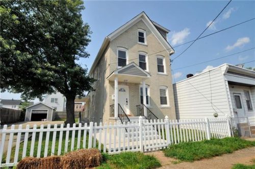 11 Warren St, Carteret, NJ 07008-3327