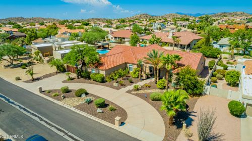 13802 33 St, Phoenix AZ 85032-7265 exterior