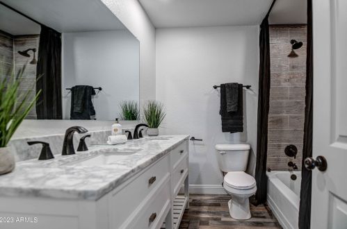 9022 18 Dr, Phoenix AZ 85021-2908 exterior