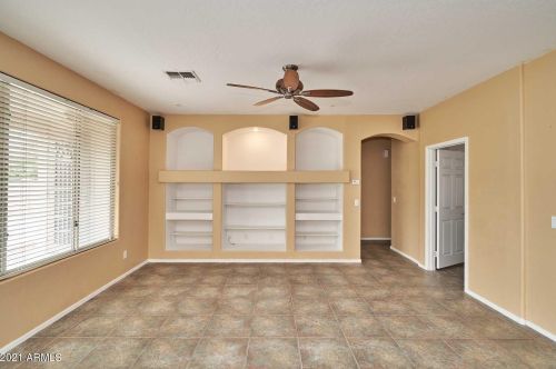 1813 Beautiful Ln, Phoenix AZ 85042-7073 exterior