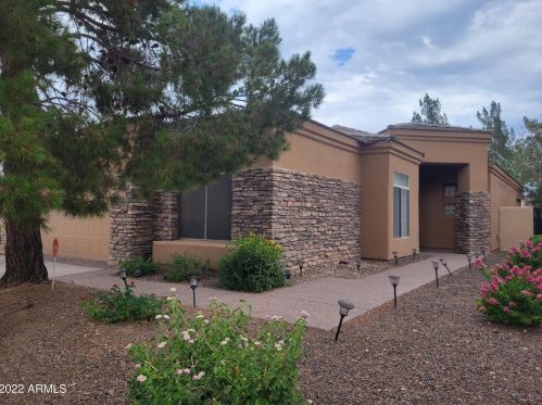 6823 39th Pl, Phoenix, AZ 85042-6202