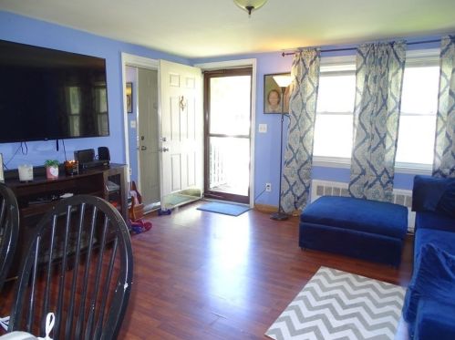 11 Rhodes Cir, Hingham MA 02043-1529 exterior