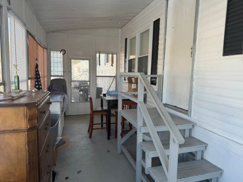 309 Lothrop St, Taunton, MA 02780-1184