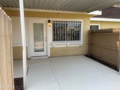 8427 34th Ave, Phoenix AZ  85051-5952 exterior