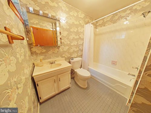 2204 15 St, Philadelphia PA 19132-4414 exterior