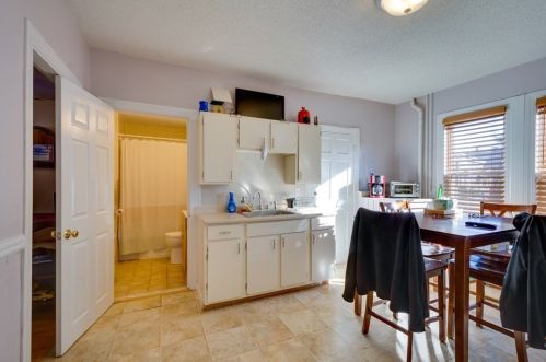 12 Highland Ter, Needham MA 02494-3014 exterior