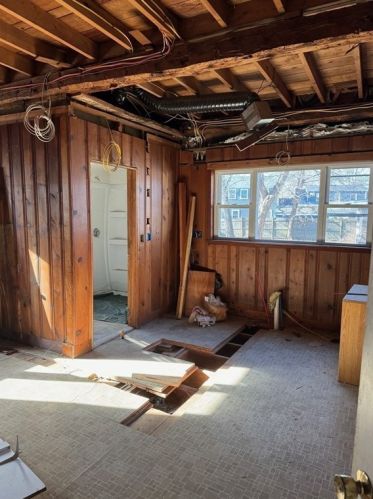 1307 Washington St, Braintree MA 02184-8623 exterior