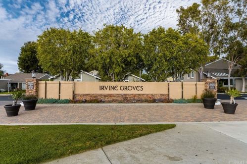 6 Palamedes, Irvine CA 92604-1930 exterior