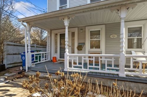 336 Elliot St, Newton MA 02464-1250 exterior