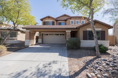 24205 28th St, Phoenix AZ  85024-6218 exterior