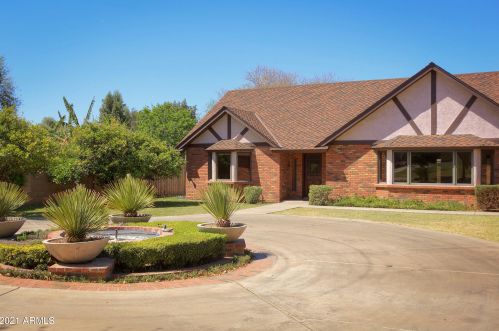 8750 7th Ave, Phoenix, AZ 85021-4589